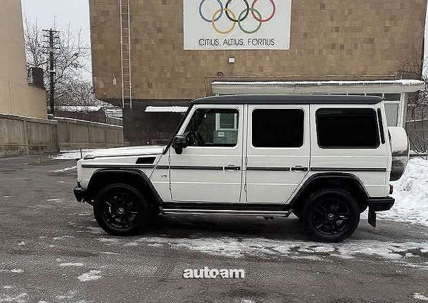 Mercedes-Benz G 500