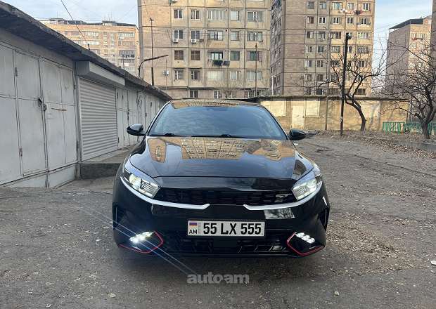 Kia Forte 2022 — լուսանկար 1