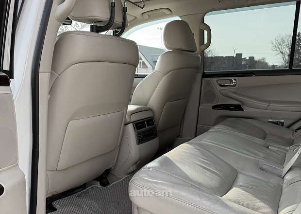 Lexus LX 570 2012 — photo 8