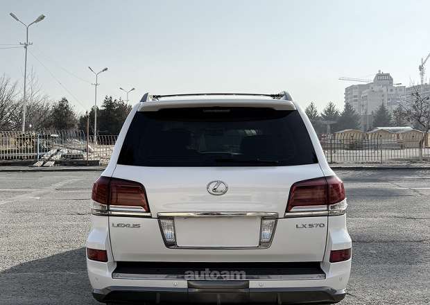 Lexus LX 570 2012 — photo 4