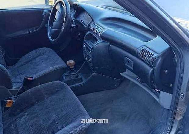 Opel Astra 1993 — լուսանկար 5