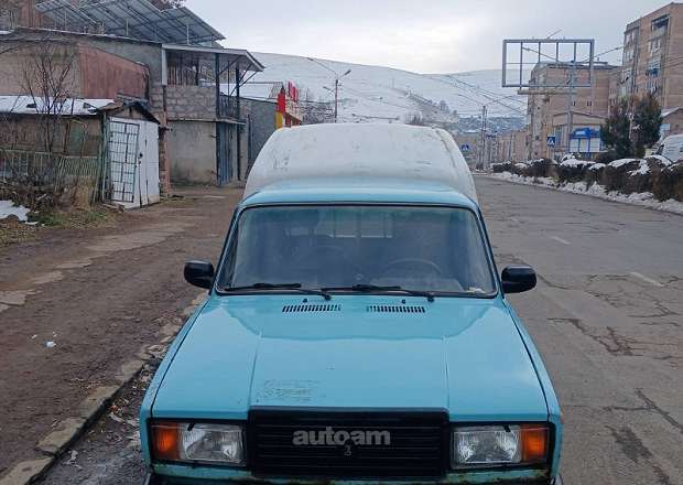 VAZ (Lada) 2107 2000 — լուսանկար 1