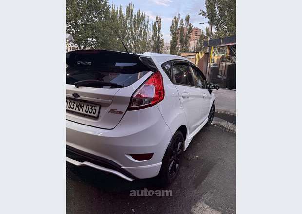 Ford Fiesta 2019 — photo 6