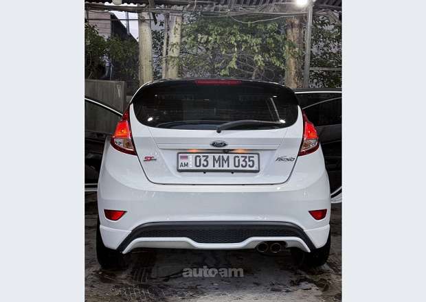 Ford Fiesta 2019 — photo 2