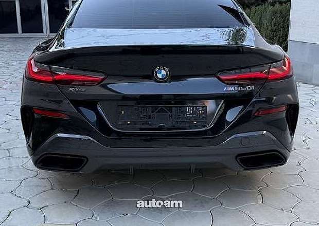 BMW 850