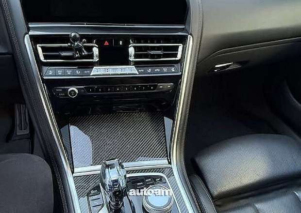 BMW 850