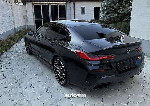BMW 850