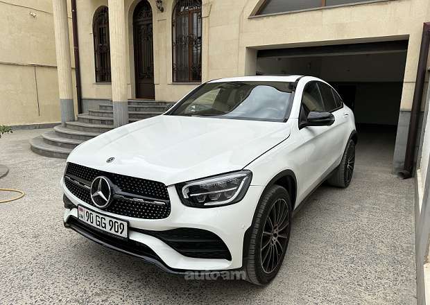 Mercedes-Benz GLC 300 2020 — photo 1