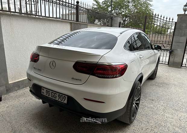 Mercedes-Benz GLC 300 2020 — photo 4