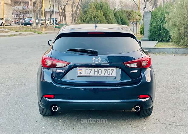 Mazda 3 2017 — photo 3
