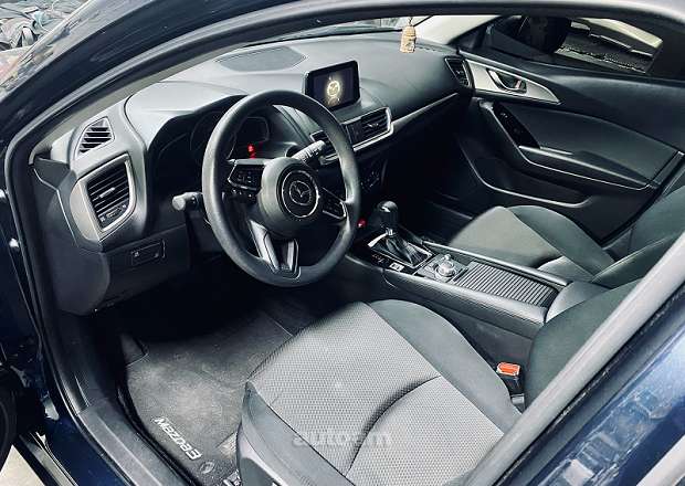 Mazda 3 2017 — photo 7
