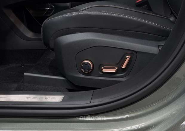 Zeekr 001