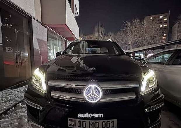 Mercedes-Benz GL 500