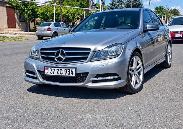 Mercedes-Benz C 180 2013 — լուսանկար 2
