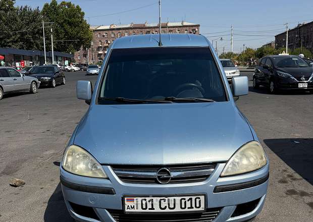 Opel Combo 2006 — photo 1