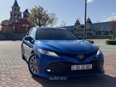 Toyota Camry  2020 