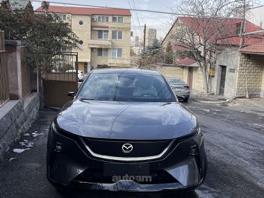 Mazda EZ-60 2025 — миниатюра 2