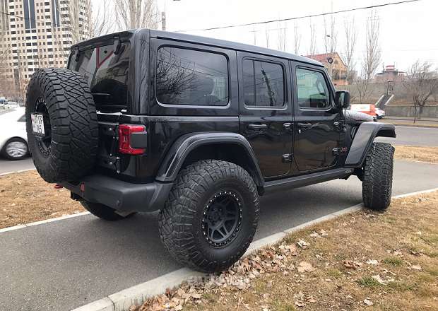 Jeep Wrangler 2019 — photo 10