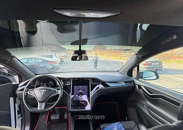 Tesla Model X 2018 — լուսանկար 9