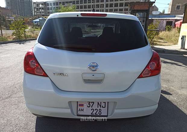 Nissan Tiida 2007 — լուսանկար 9