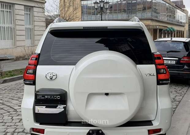 Toyota Land Cruiser Prado