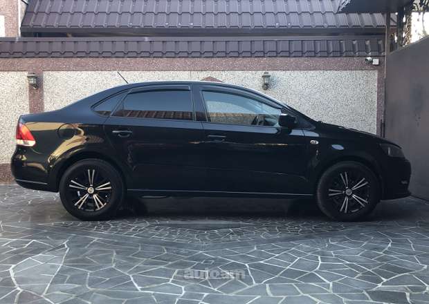 Volkswagen Polo 2014 — լուսանկար 6