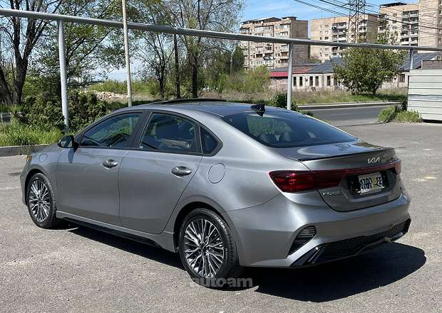 Kia Forte 2023 — լուսանկար 6