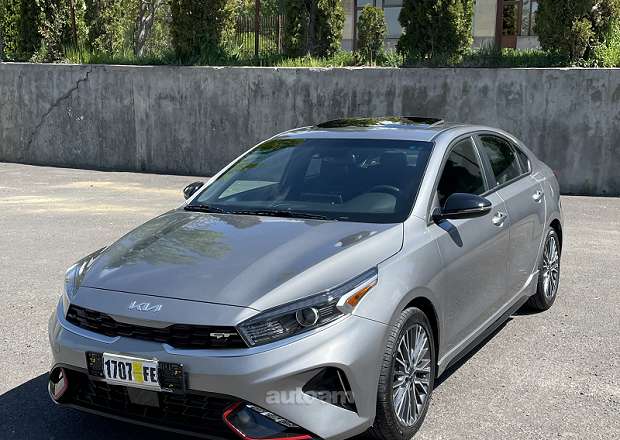 Kia Forte 2023 — լուսանկար 2