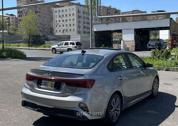 Kia Forte 2023 — լուսանկար 7