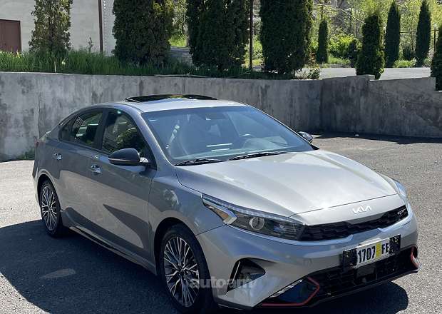 Kia Forte 2023 — լուսանկար 3