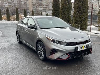 Kia Forte Gt Line 2023 — миниатюра 2