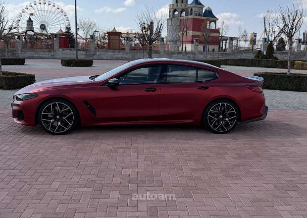 BMW 840
