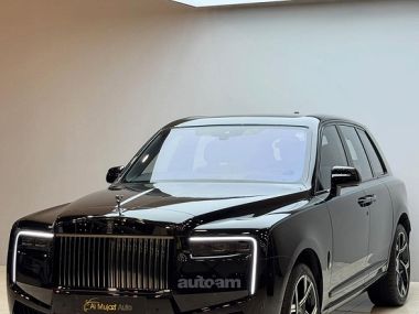 Rolls Royce Cullinan  2025 