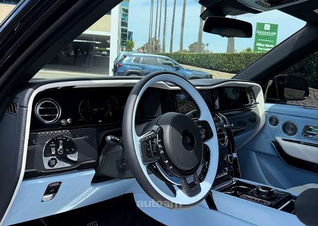 Rolls Royce Cullinan