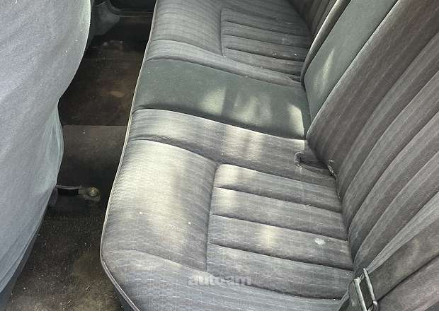 Mercedes-Benz 124