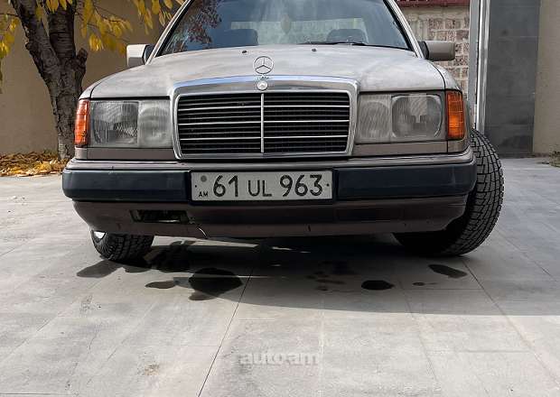 Mercedes-Benz 124