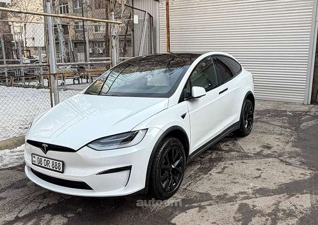 Tesla Model X