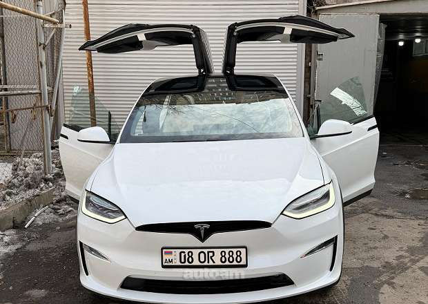 Tesla Model X