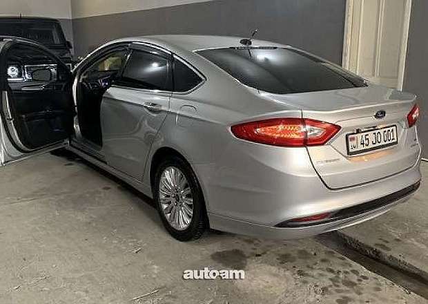 Ford Fusion