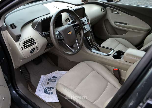 Chevrolet Volt 2014 — photo 10