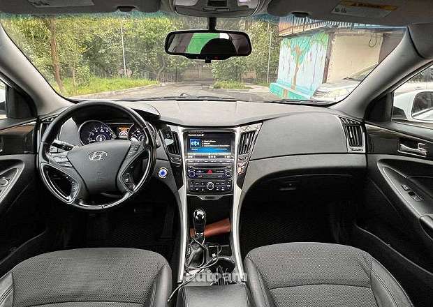 Hyundai Sonata 2014 — լուսանկար 10
