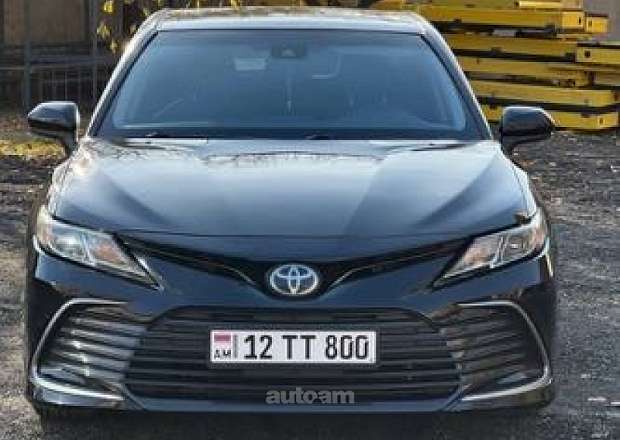Toyota Camry 2021 — լուսանկար 1