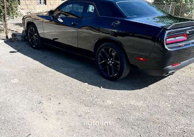Dodge Challenger 2020 — լուսանկար 2