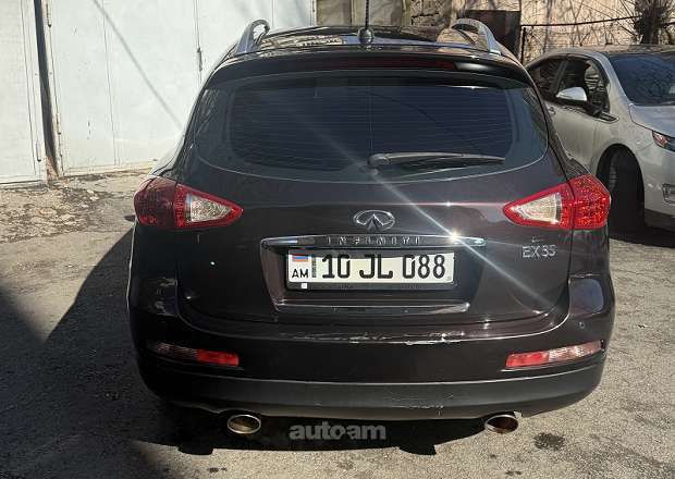 Infiniti EX35