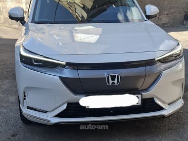 Honda e:NP1  2023 