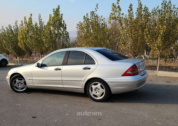 Mercedes-Benz C 180 2002 — լուսանկար 4