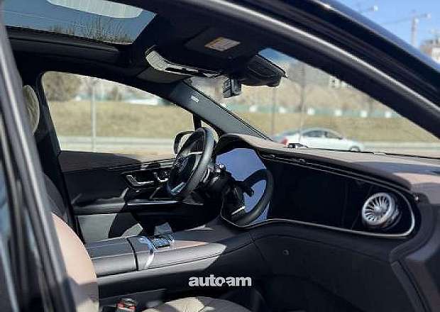 Mercedes-Benz EQE SUV AMG