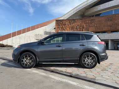 Toyota Rav 4  2017 