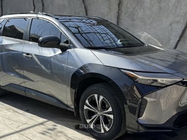 Toyota Bz4X 2024 — миниатюра 1