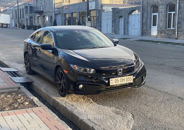Honda Civic 2019 — լուսանկար 1